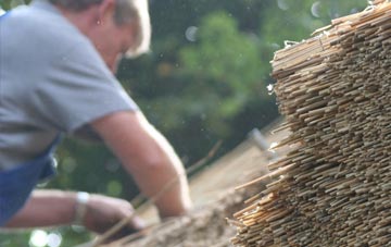 professional Llanfihangel Tor Y Mynydd thatchers
